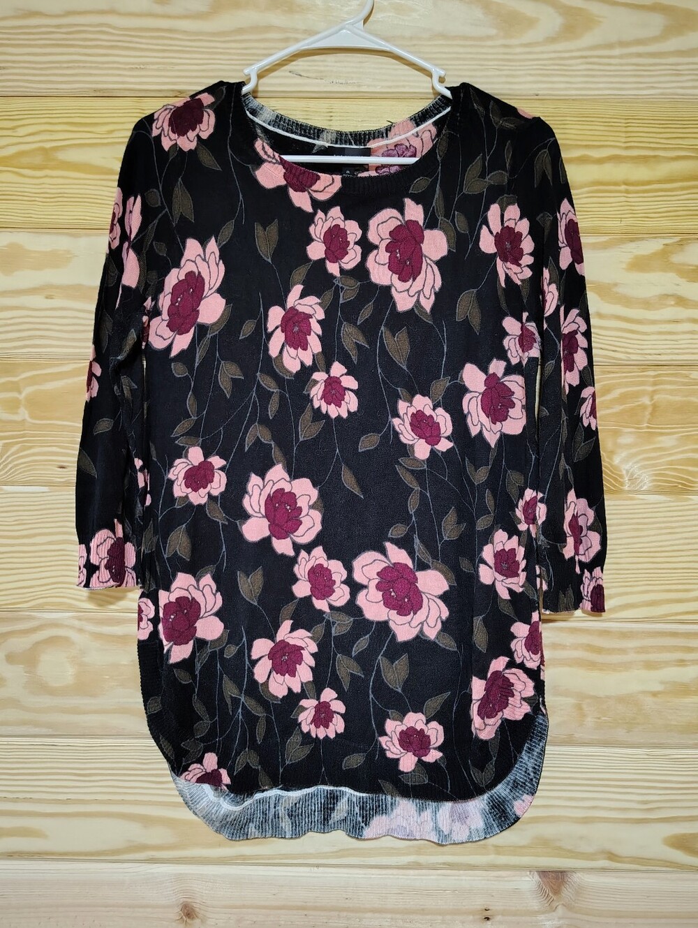 The Limited Floral High Low Tunic Sweater Top Black Pink Medium Lightweight